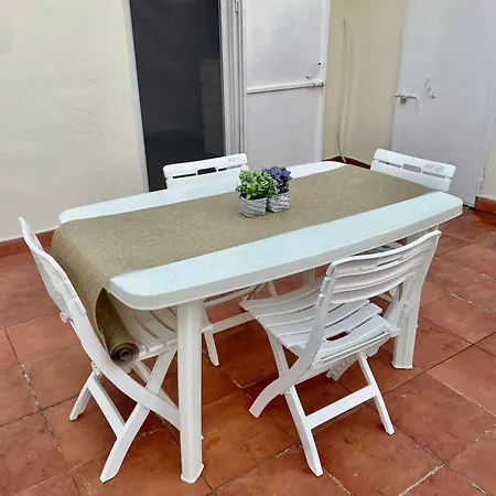 La Casa Nel Tufo