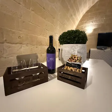 La Casa Nel Tufo *